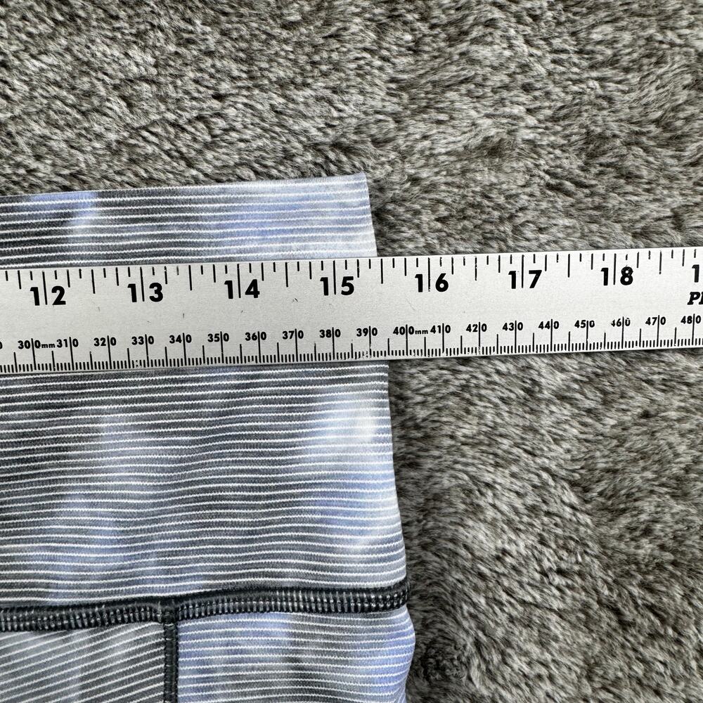 Athleta Salutation Stash Pocket II Capri Women's Large - Picture 4 of 7